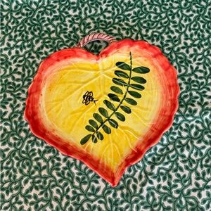 Herend present tense leaf plate platter bee green yellow gorgeous